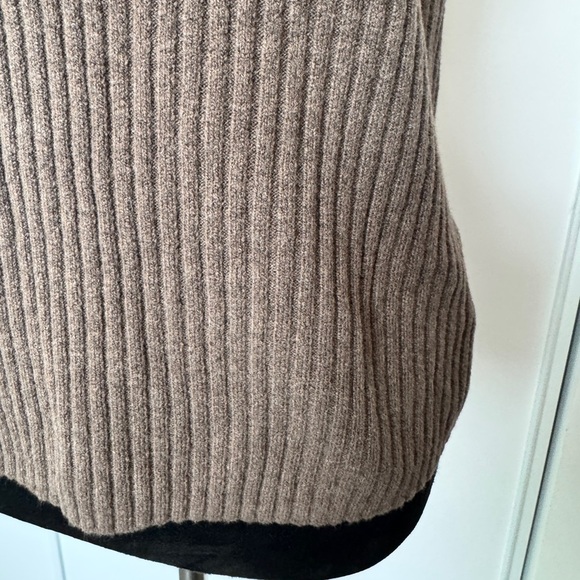 Gap Ribbed Knit Sleeveless Top Brown - Picture 5 of 10